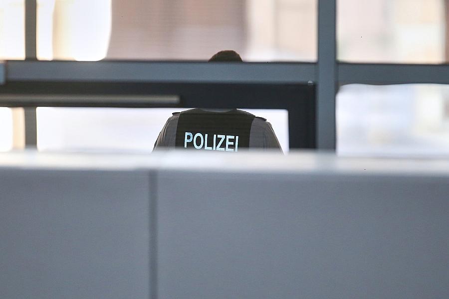 Bewaffneter Raubüberfall auf Tankstelle in Möser