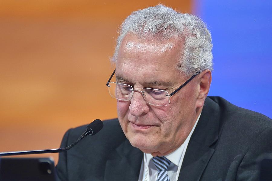 Bayerns Innenminister Herrmann: Iranischer Geheimdienst könnte Anschläge in Deutschland verüben