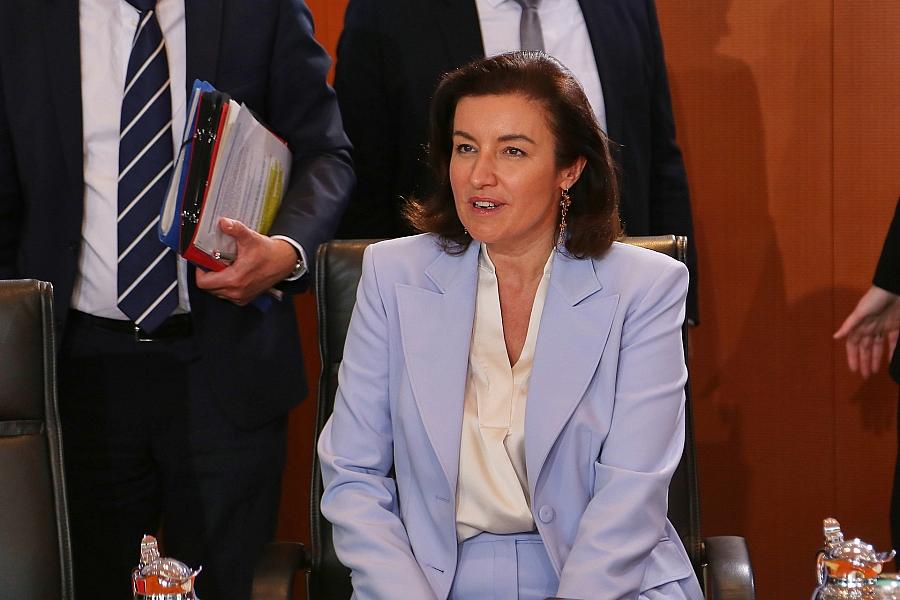 Forschungsministerin Bär: BAföG-Reform vor dem Aus – Jobben neben Studium „kein Drama“