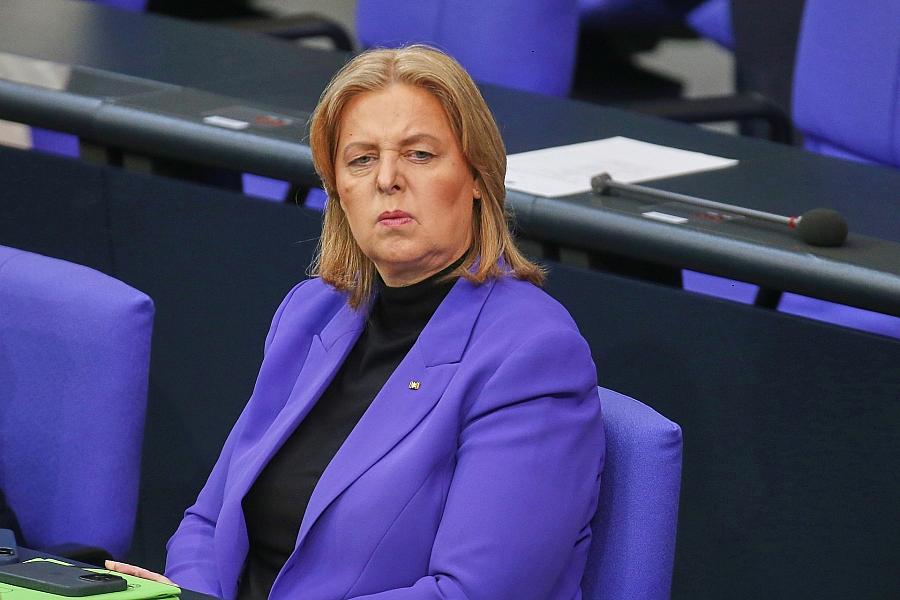 Arbeitsministerin Bas: Keine Einwanderung in Sozialsysteme, aber härteres Vorgehen gegen Missbrauch