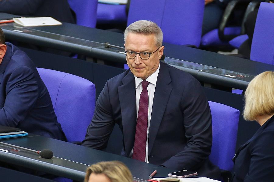Digitalminister Wildberger: Fehler bei 1000-Euro-Prämie unter Zeitdruck passiert