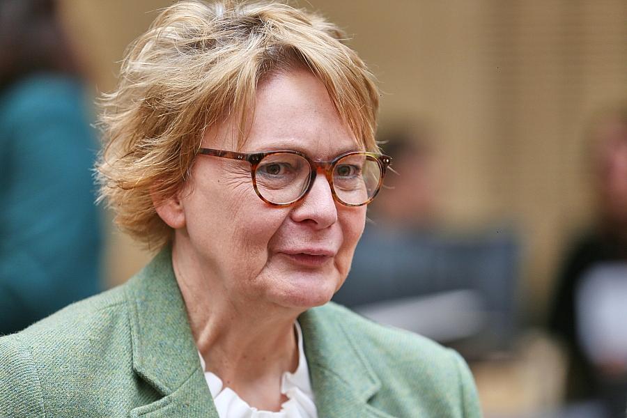 Niedersachsen fordert bei Innenministerkonferenz neue EU-Regelung gegen Kindesmissbrauch im Netz