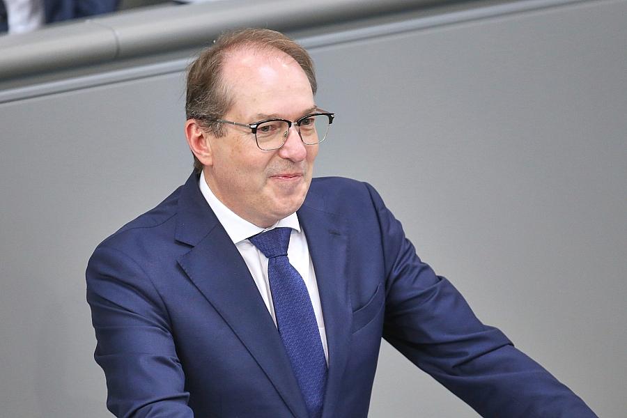Innenminister Dobrindt kündigt schnellere Abschiebungen von Straftätern an – auch nach Syrien und Afghanistan