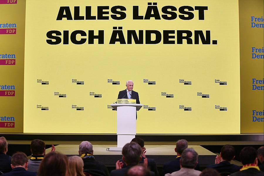 Umfrage: FDP nach Machtkampf um Parteivorsitz bei vier Prozent – AfD bleibt stärkste Kraft