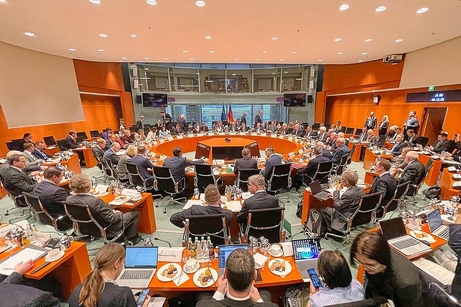 Bund lehnt Forderung nach mehr Ministerpräsidenten-Konferenzen ab