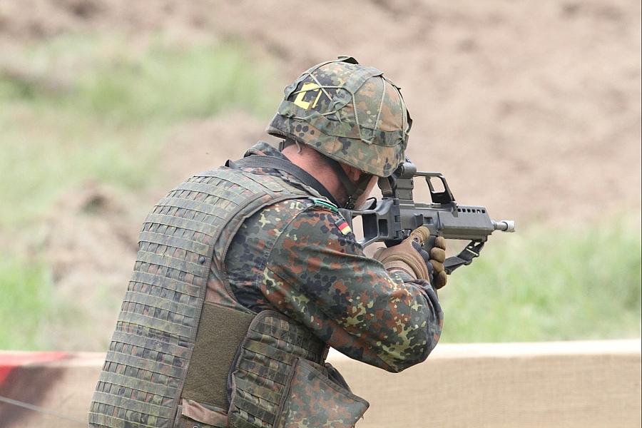 EVP-Chef Weber: Europa braucht eine gemeinsame Armee – NATO bleibt aber Grundlage
