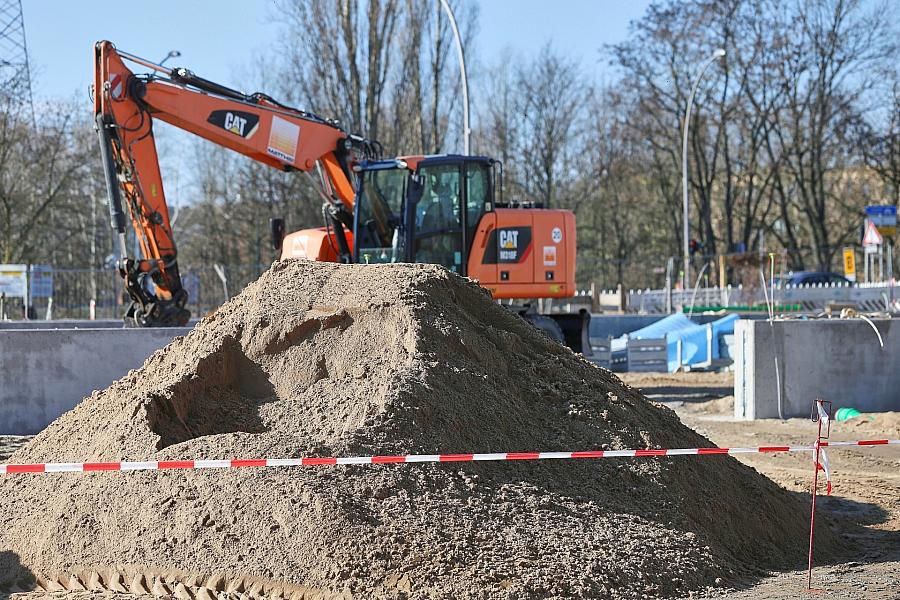Auftragseingang im Bauhauptgewerbe bleibt unverändert