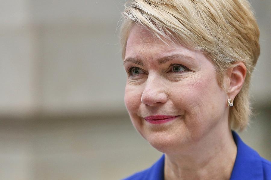 SPD Mecklenburg-Vorpommern kürt Schwesig zur Spitzenkandidatin für Landtagswahl