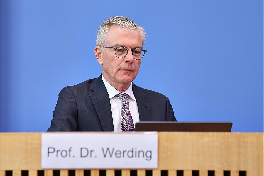 Wirtschaftsweiser: Kinder nicht stärker für Pflege der Eltern zur Kasse bitten