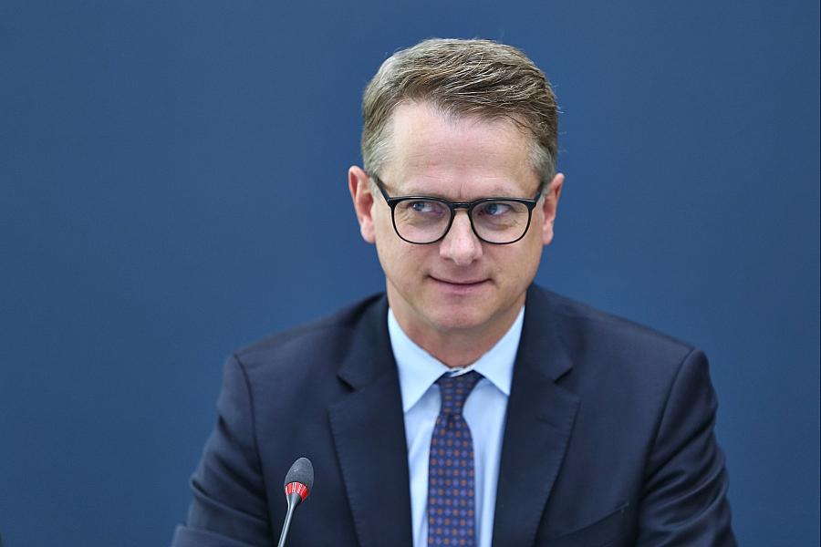 CDU-Generalsekretär vor Spitzentreffen: Wirtschaft muss wieder in Gang kommen