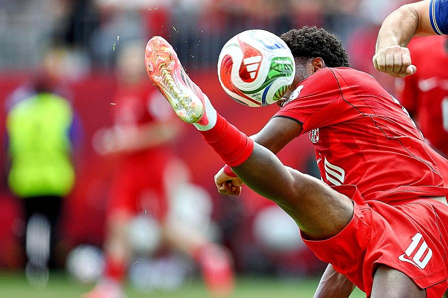 Kanada besiegt Katar 6:0 und übernimmt Führung in WM-Gruppe B
