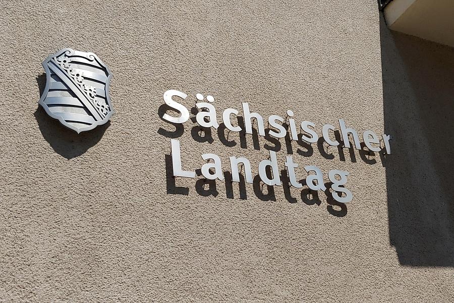 Sächsische Verfassung in Leichter Sprache vorgestellt