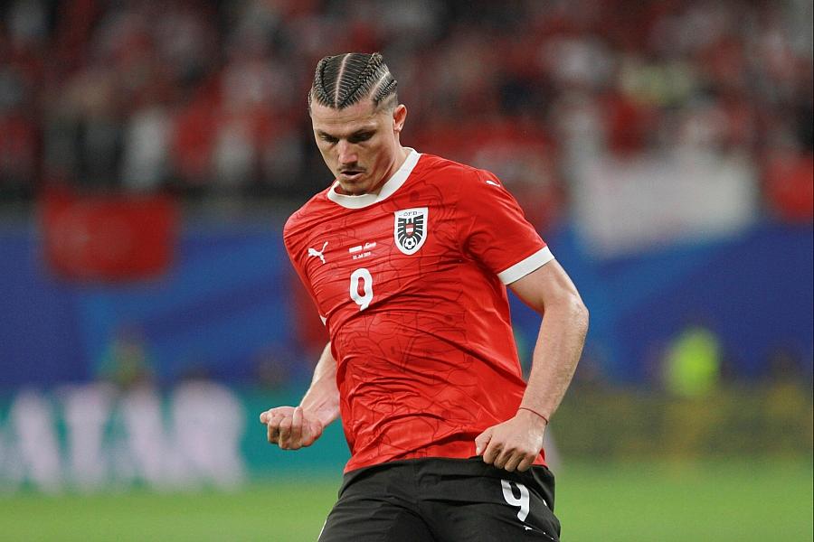 Fußball-WM: Algerien und Österreich trennen sich 3:3 und ziehen ins Sechzehntelfinale ein – Argentinien souverän