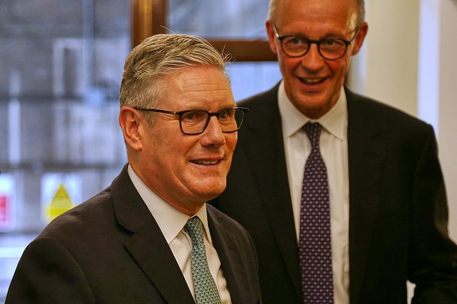 Bundesregierung setzt nach Starmer-Rücktritt auf Kontinuität