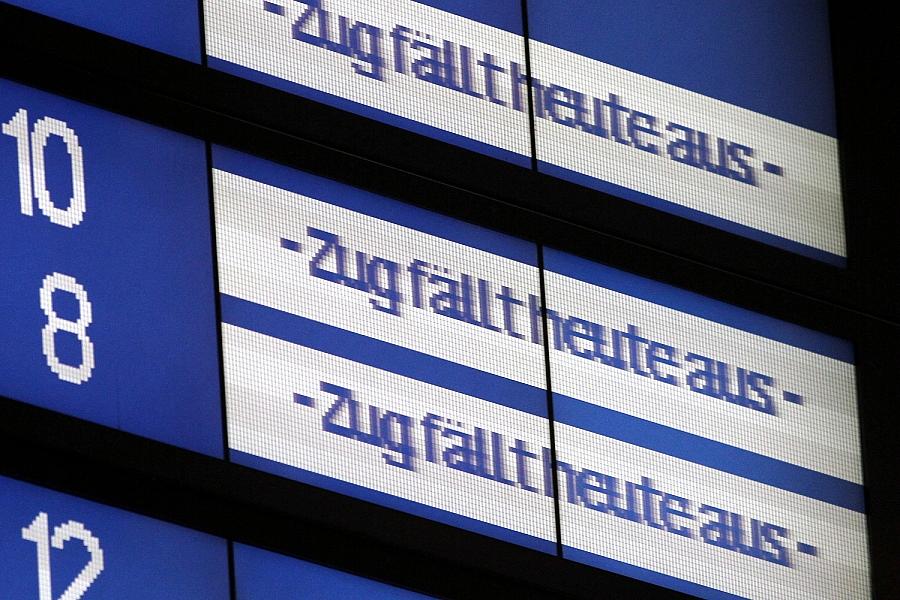 Bahn-Panne: Keine Sabotage, geplanter Austausch einer technischen Komponente als Ursache