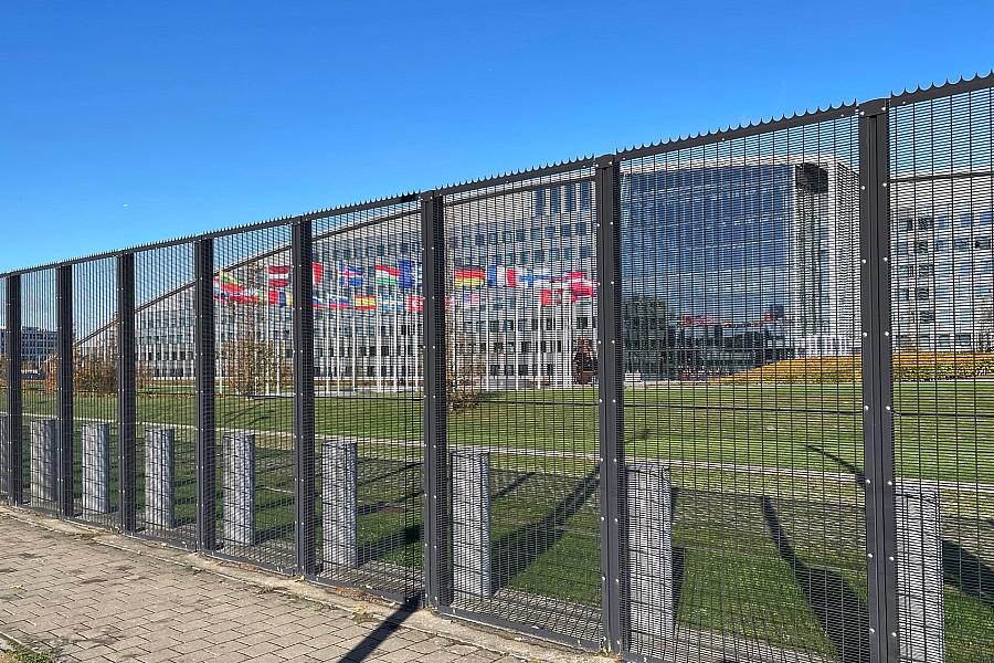 USA entziehen NATO ab sofort Flugzeugträger und Kampfflugzeuge – Verbündete unter Druck