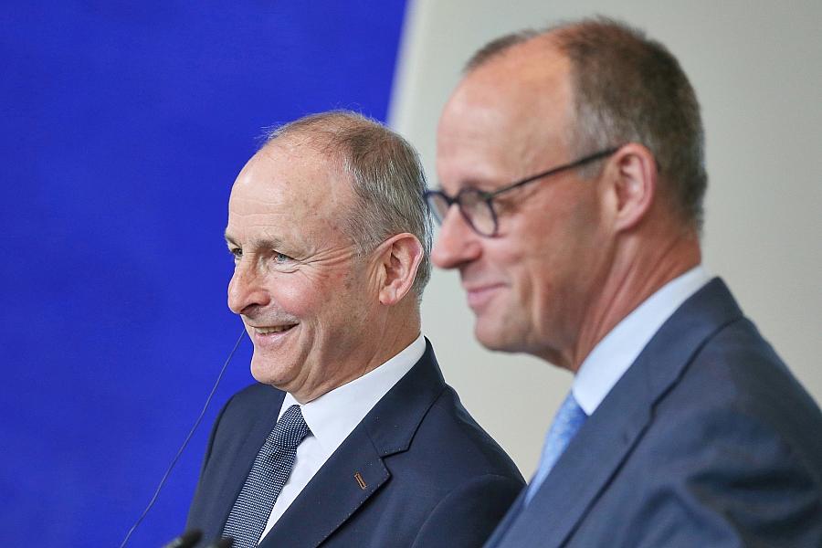 Merz fordert in Dublin EU-Kürzungen und schnellere Erweiterung