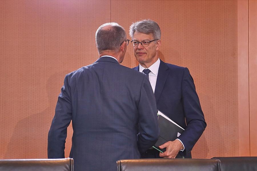 CDU-Politiker Bäumler wirft Kanzler Merz Willkür bei Entlassung von Verkehrsminister Schnieder vor