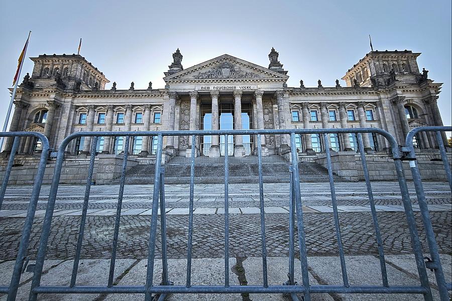 Bundesverfassungsgericht bestätigt frühere „2G-+-Regelung“ im Bundestag als rechtmäßig