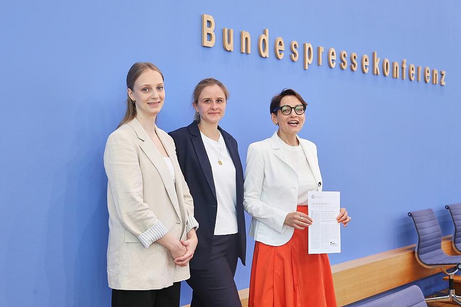 Forscher: Einwanderer werden durch Bürokratie vertrieben