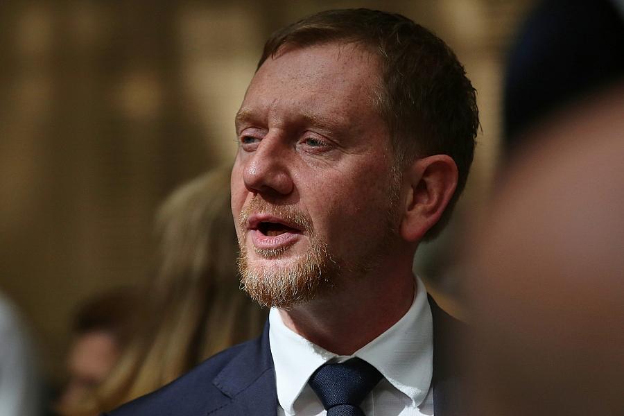 Sachsens Ministerpräsident Kretschmer kritisiert Brandmauer und fordert Gespräche mit allen Parteien