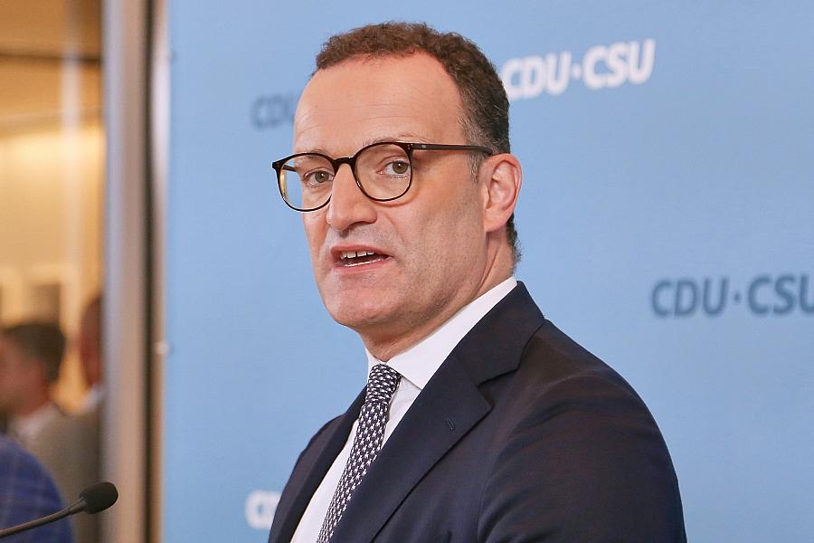 CDU/CSU-Fraktion wählt neuen Vorsitzenden am 29. Juli nach Spahn-Rücktritt