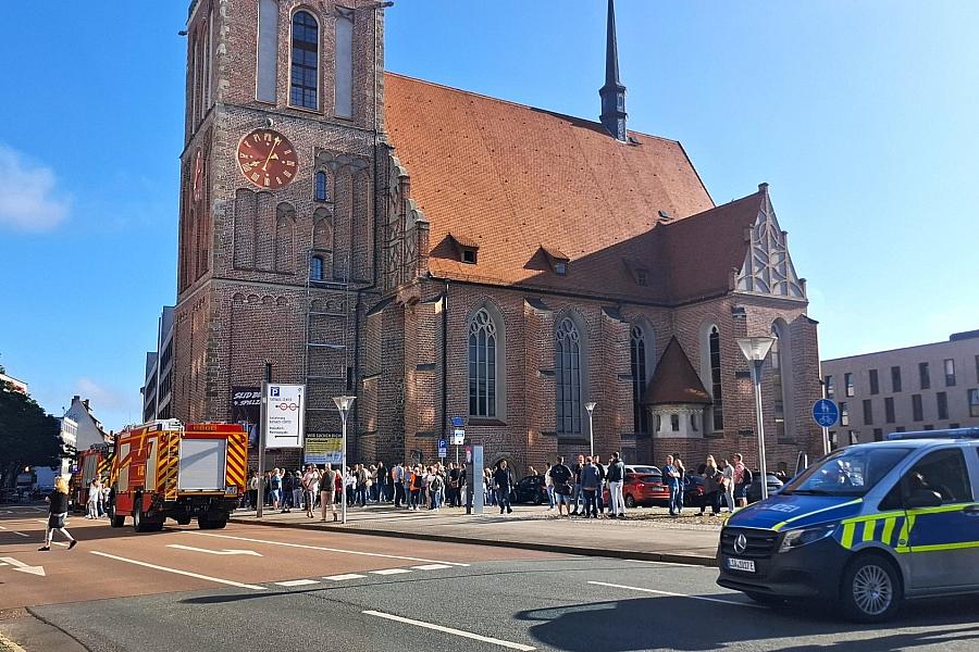 Bombendrohung im Rathaus Dessau