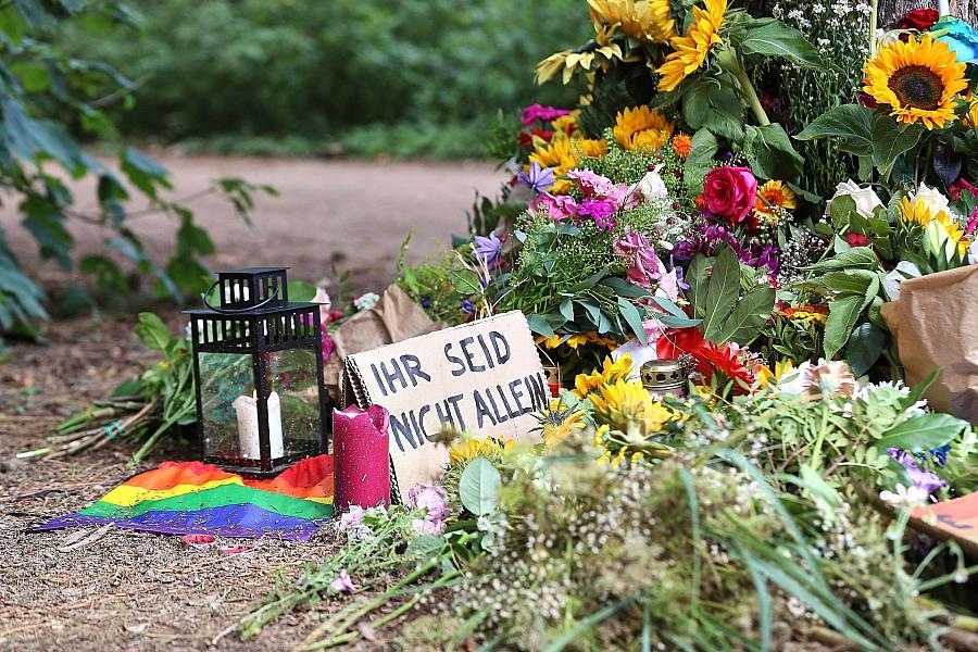 CSD-Anschlag: Integrationsbeauftragte fordert mehr Prävention gegen Radikalisierung – auch im Netz