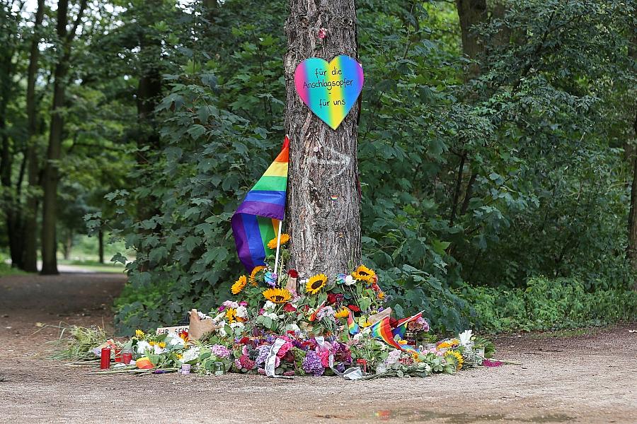 Bundesopferbeauftragter: Hilfe für Betroffene des CSD-Anschlags – Hotline geschaltet