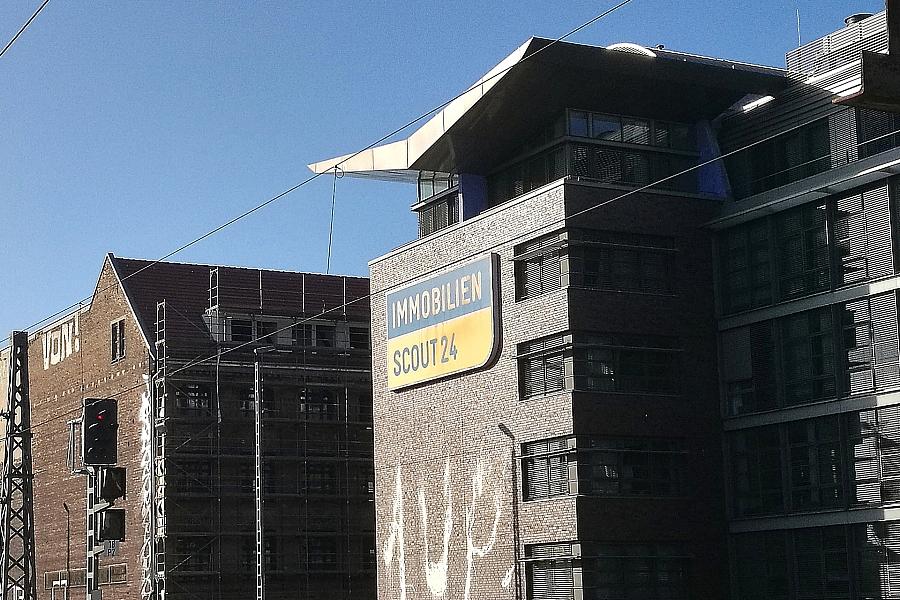 Immoscout24 kündigt interne Aufarbeitung nach CSD-Vorfall an