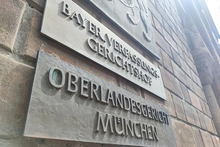 OLG München verurteilt irakisches Ehepaar zu lebenslanger Haft wegen Versklavung jesidischer Mädchen
