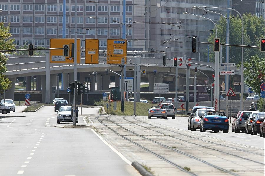 Stadt Halle unterzeichnet Vertrag für Neugestaltung des Riebeckplatzes