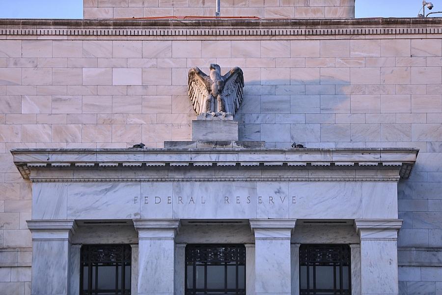Fed belässt Leitzins unverändert bei 3,5 bis 3,75 Prozent – Uneinigkeit im Gremium wächst