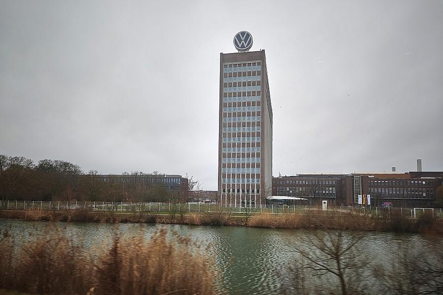 Volkswagen-Umbau: Konzern rechnet offenbar nicht mehr mit über 100.000 Stellenstreichungen in Deutschland