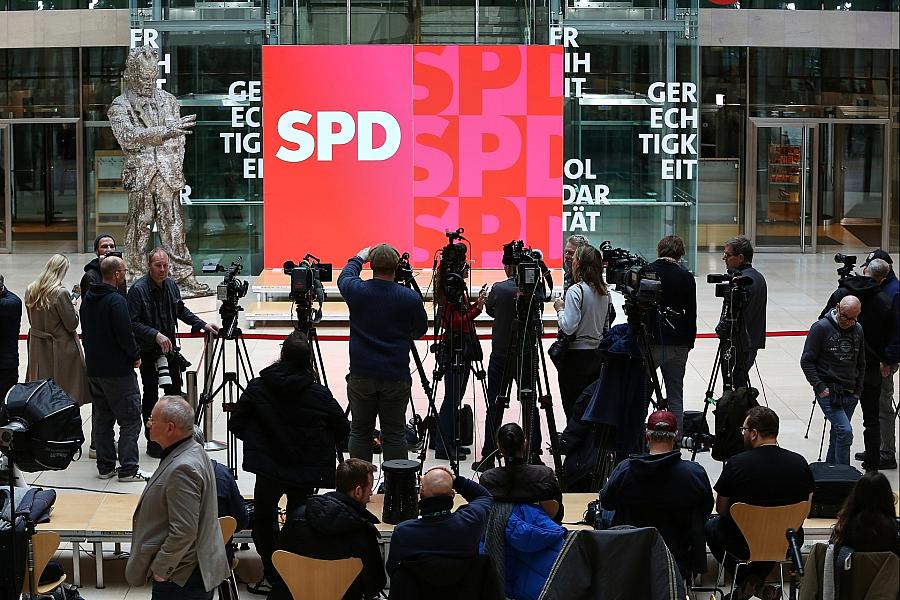 SPD-Sparprogramm: Fünf Millionen Euro fehlen jährlich, Parteizentrale wird modernisiert