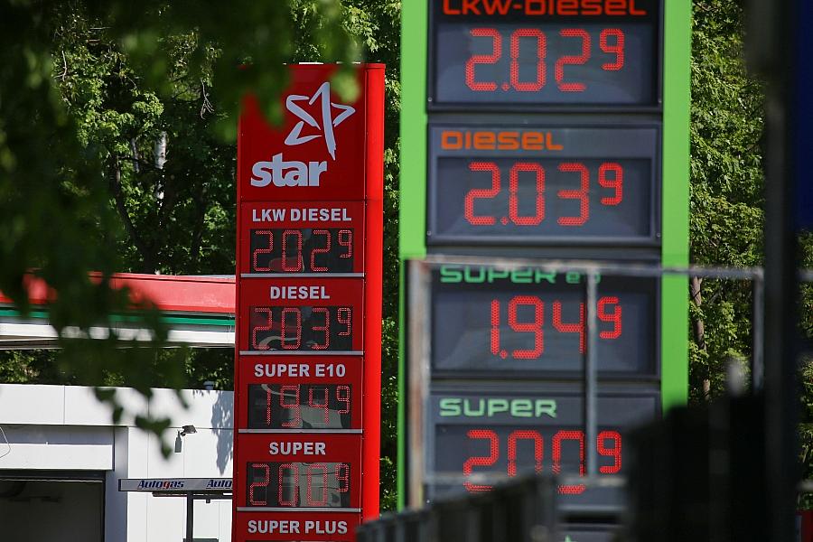 Klingbeil im ARD-Interview: USA sollen Iran-Krieg beenden – Übergewinnsteuer für Ölkonzerne gefordert
