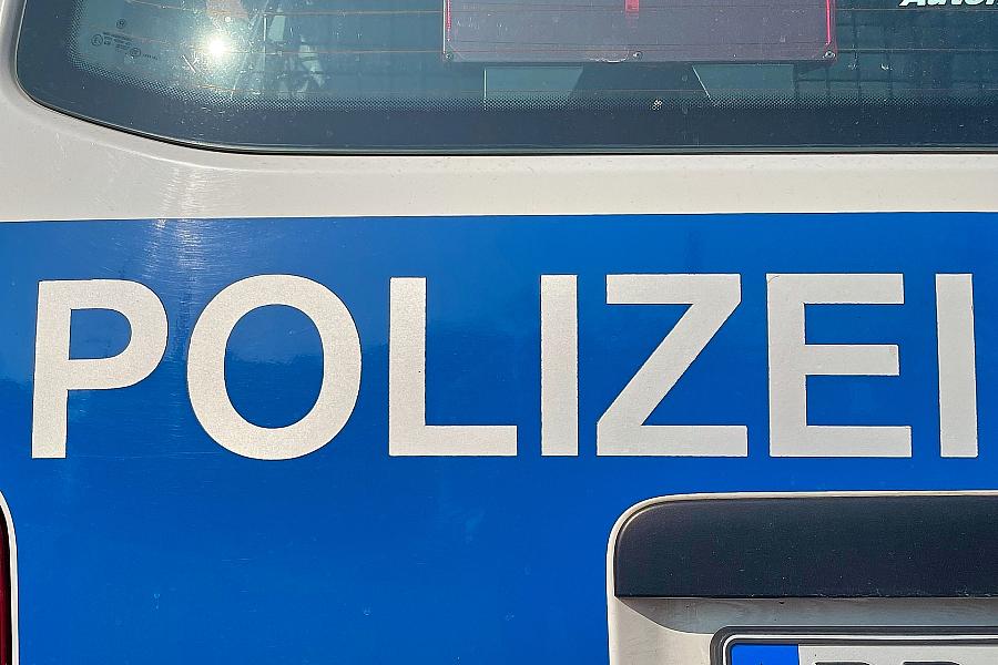 Mann in Berlin-Charlottenburg am Bahnhof Zoo erschossen – Polizei jagt flüchtige Täter