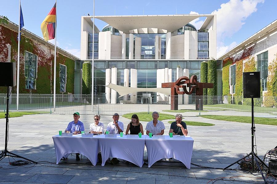 Klima-Bündnis präsentiert Fünf-Punkte-Plan und fordert Hitzegipfel von der Bundesregierung