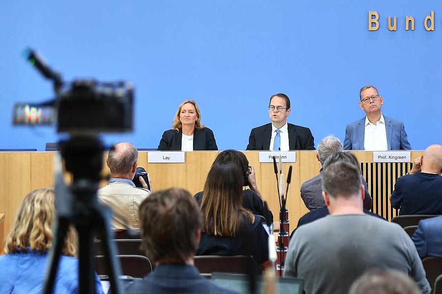 Mieterbund-Präsidentin Weber-Moritz: Wohnen ist ein Grundrecht, kein Spekulationsobjekt – Unterstützung für Linken-Konzept