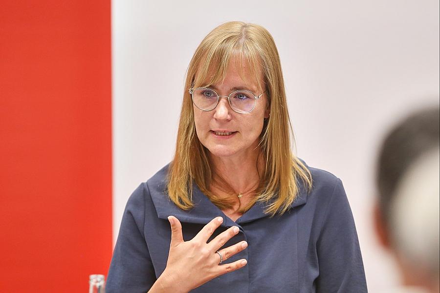 Linke erhöht Druck auf CDU in Sachsen-Anhalt: Von Angern schließt gar nichts aus
