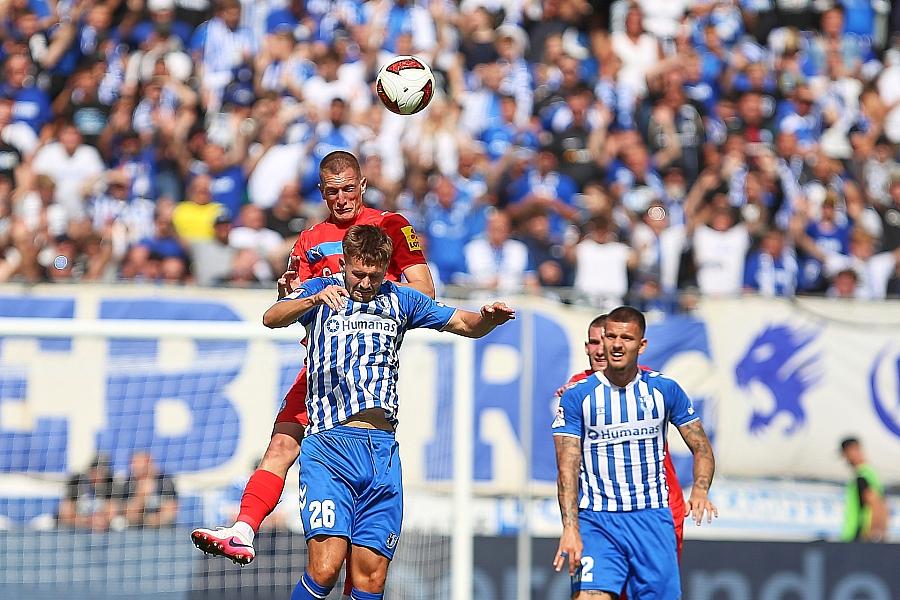 1. FC Magdeburg besiegt Holstein Kiel 2:0 in der 2. Bundesliga