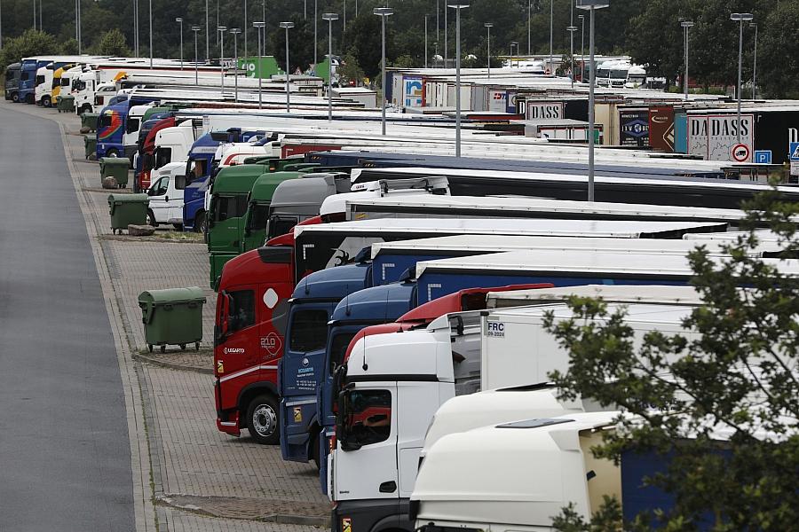 Niedrigwasser im Saarland: Lkw-Fahrverbot an Sonn- und Feiertagen bis September ausgesetzt