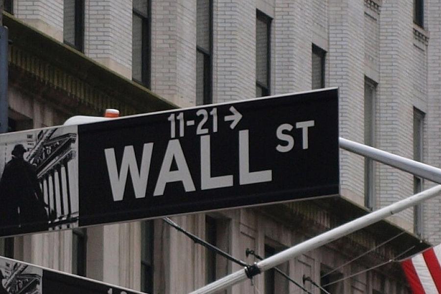 US-Börsen legen zu: Trump geht erneut gegen Fed-Gouverneurin vor