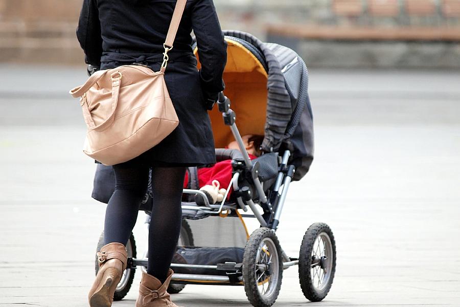 Unicef und WHO fordern besseren Still-Schutz von Müttern und Neugeborenen