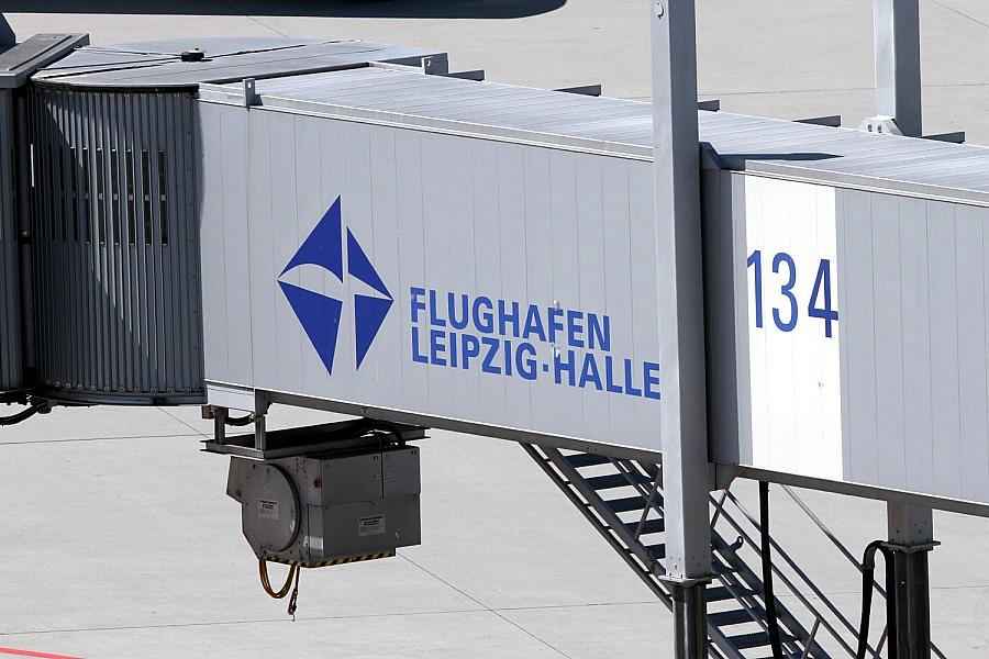 Polizei bestätigt: Drohne mit Sprengvorrichtung am Flughafen Leipzig/Halle entdeckt – Ermittlungen laufen