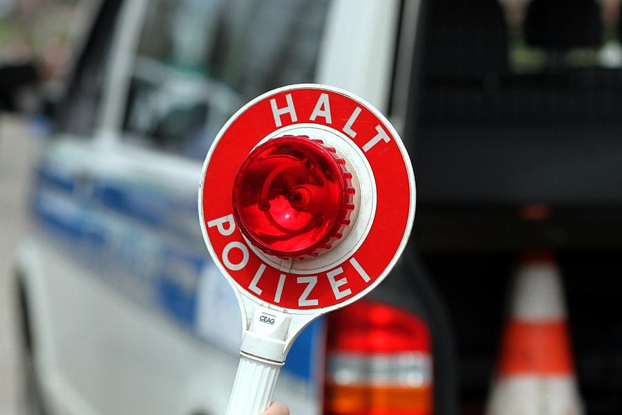 Polizei Stendal stoppt Raser und Drogenfahrer