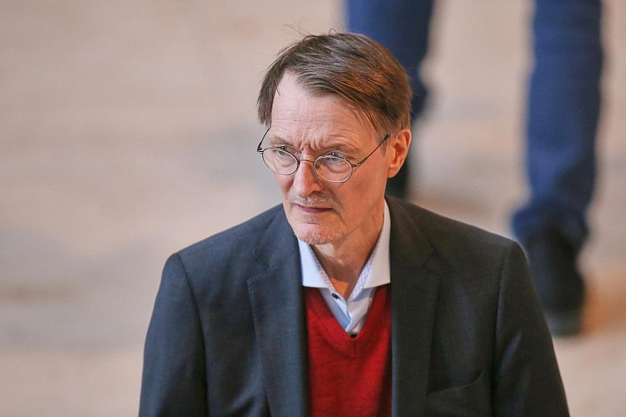 Lauterbach fordert Termingarantie bei Ärzten in Krankschreibungs-Debatte