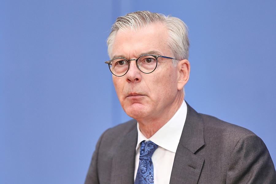 Rentenexperte Werding lehnt Schwerarbeitspension nach österreichischem Vorbild ab