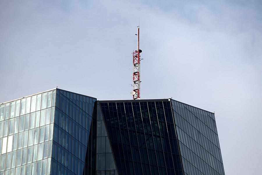 EZB erhöht Leitzins auf 2,50 Prozent – Inflation bleibt über Ziel