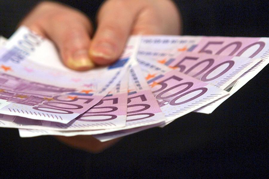 Steigende Energiepreise: Linke fordert knapp 470 Euro pro Kopf und Übergewinnsteuer für Ölkonzerne